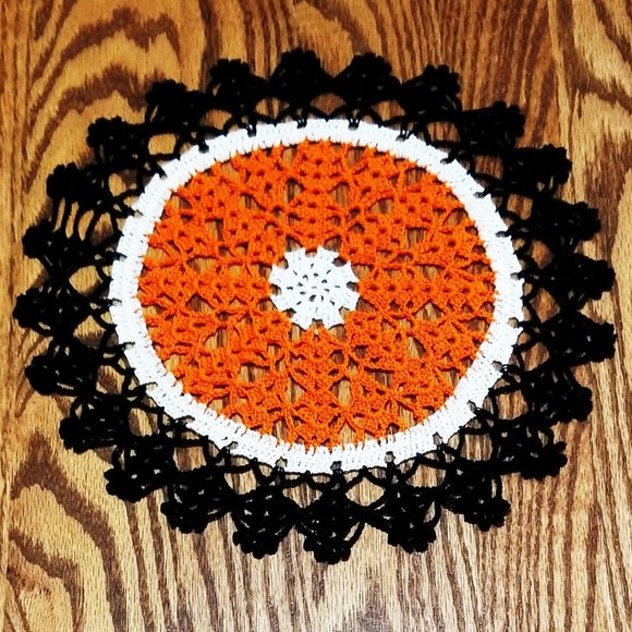 Hand Crafted Other - New Hand Crafted 11" Ducks & Drakes pumpkin, black, & white doily.